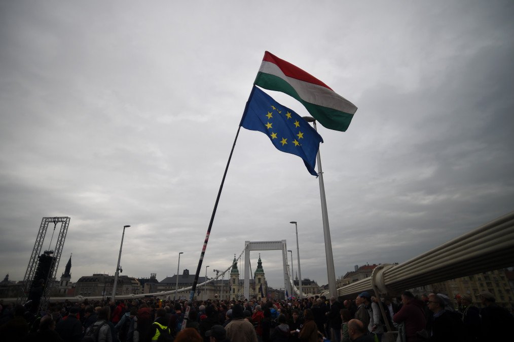 Hungary Sues EU Over Use of Frozen Russian Assets for Ukraine Military Aid