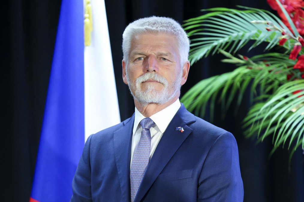 Czech President Calls for NATO to Shoot Down Russian Jets Violating Allied Airspace