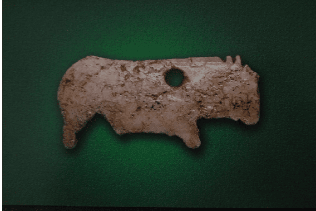 Mariupol Bull Figurine, Stolen During Russia’s Invasion of Ukraine, Now on Most Wanted Artifacts List