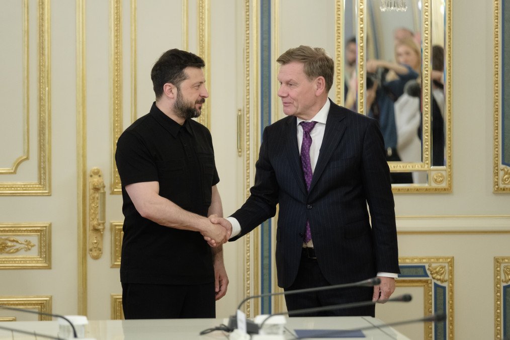Zelenskyy Meets German Defense Leaders to Discuss IRIS-T Supply and Defense Industry Expansion Zelenskyy Meets German Defense Leaders to Discuss IRIS-T Supply and Defense Industry Expansion