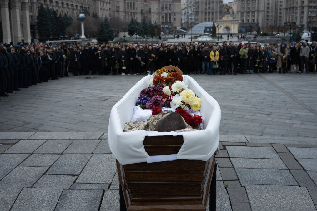 Hundreds gather at Independence Square to honor Kostiantyn Huzenko. (Source: Joshua Olley/UNITED24 Media)