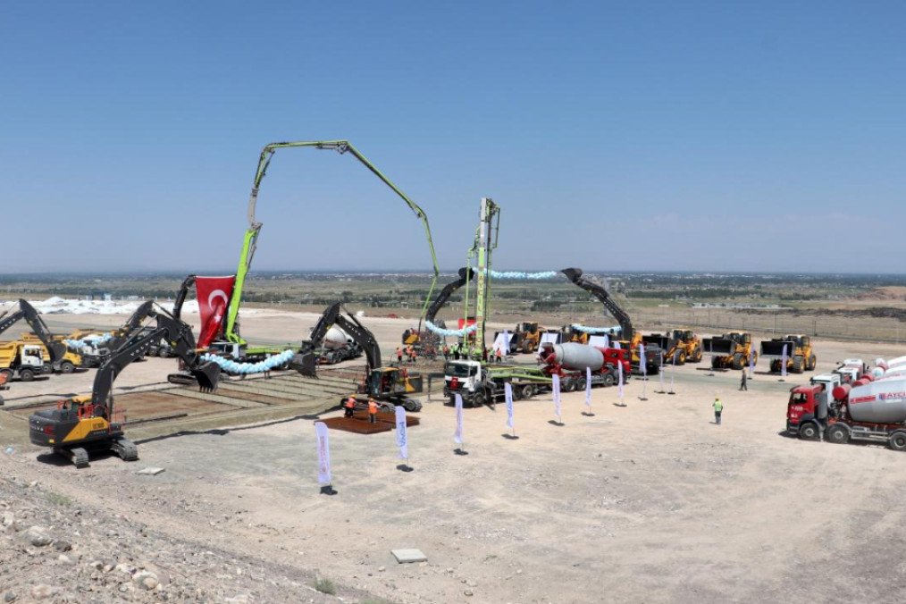 Türkiye Starts 224 km Railway Linking China and Europe, Bypassing Russia