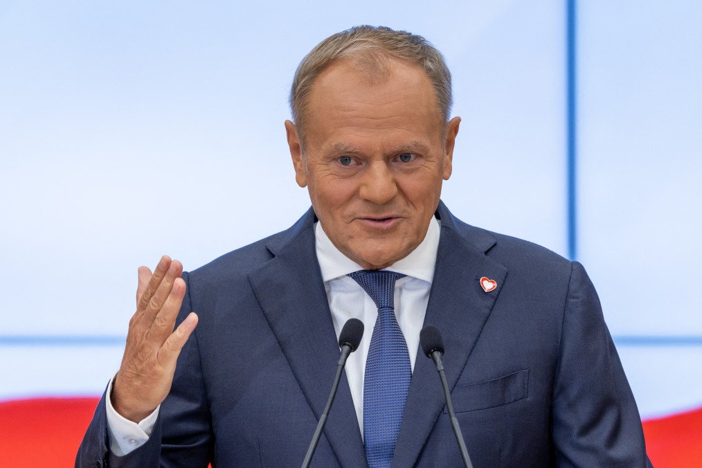 Tusk Suggests Pause in Ukraine War is Close, Calls for Urgent Action on Poland's Defense