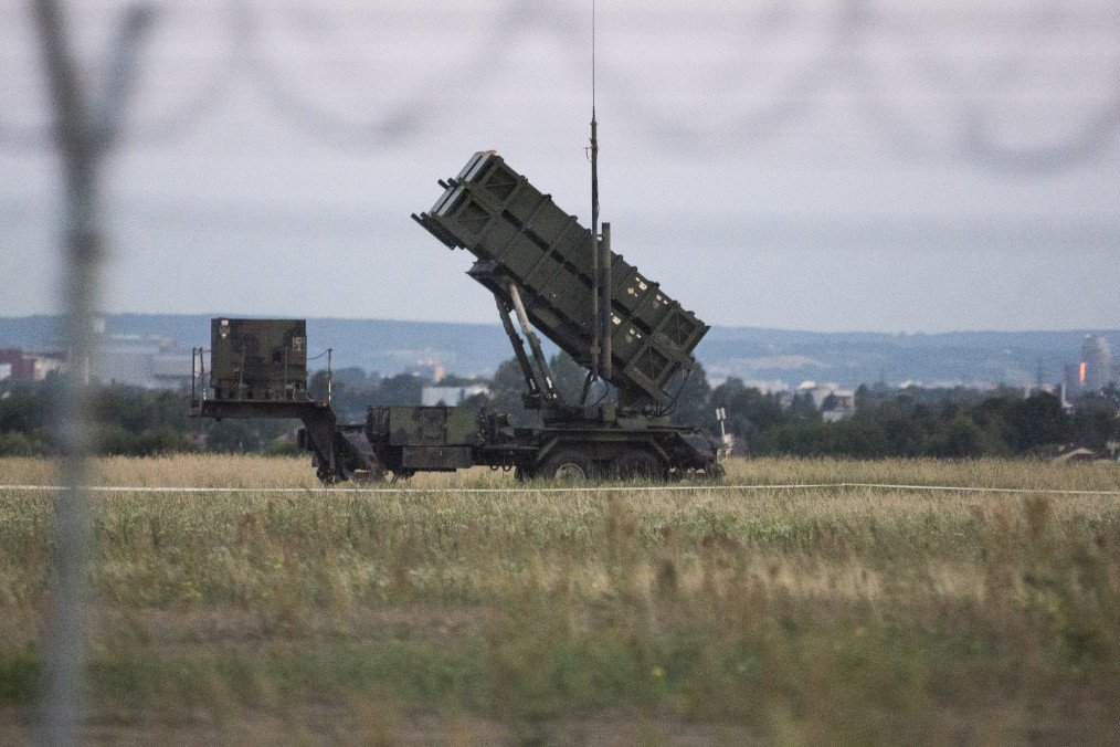 MIM-104 Patriot short-range anti-aircraft missile systems for defense against aircraft, cruise missiles and medium-range tactical ballistic missiles are located at Rzeszow Airport. Illustrative image. (Photo: Getty Images)