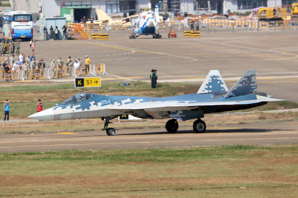 A Russian Su-57 stealth fighter conducts acclimatization and training flights ahead of Airshow China 2024 in Zhuhai, Guangdong Province, on November 7, 2024. (Source: Getty Images)