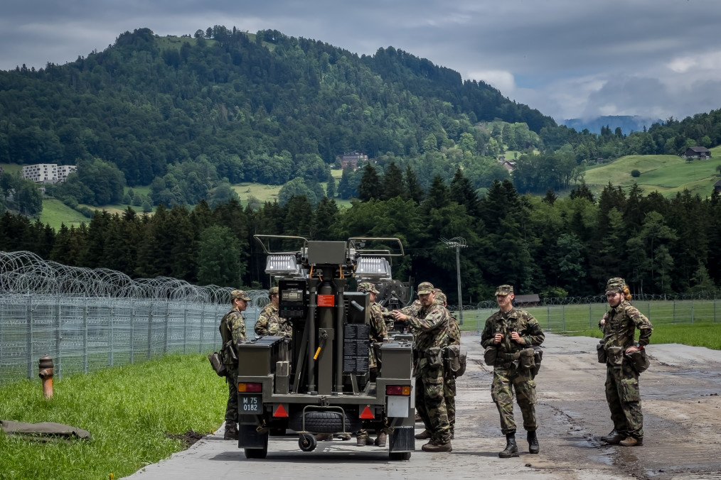 ¿Rompiendo la neutralidad? El ministro suizo pide una reforma de la exportación de armas y alianzas de defensa ante la amenaza de los drones
