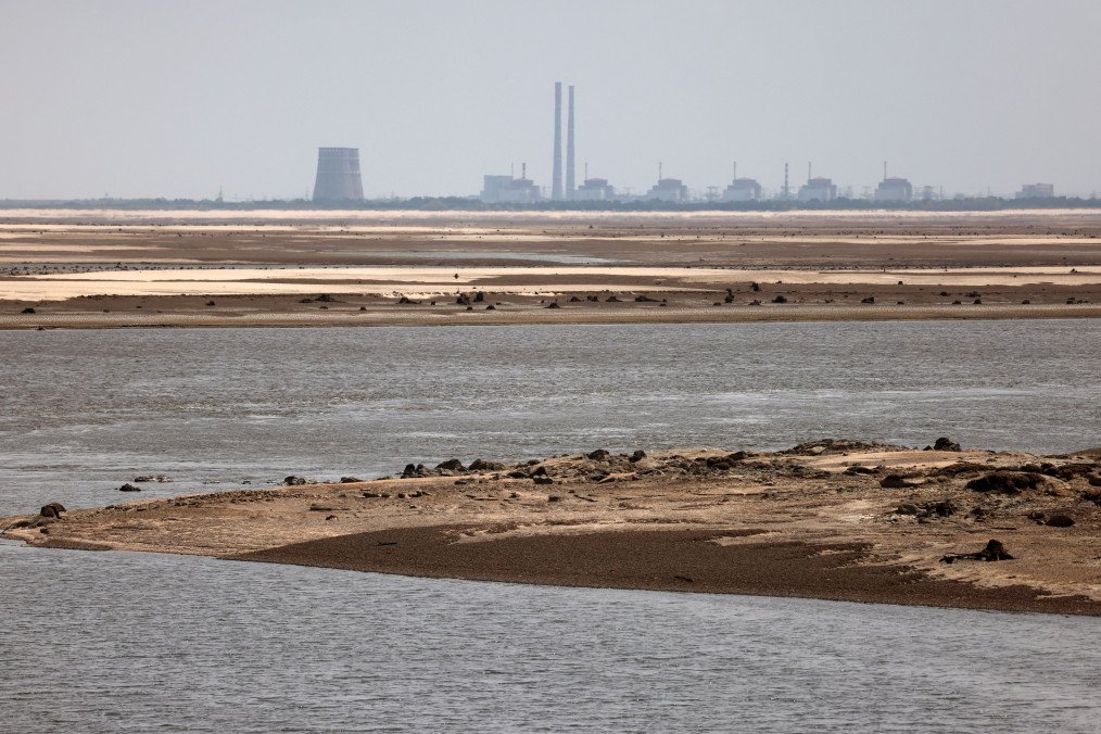 Russia Cuts Zaporizhzhia Plant From Ukraine’s Grid in Unprecedented Power Grab