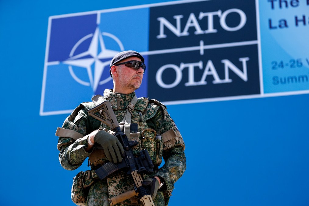 Europe and Canada Boost Defense Spending by 19% in 2025 Amid Rising Security Threats A soldier on patrol ahead of the North Atlantic Treaty Organization summit in The Hague, Netherlands, on Monday, June 23, 2025. Illustrative photo. (Source: Getty Images)