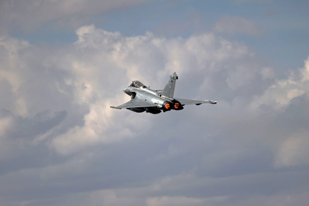 A Dassault Rafale M of the French Navy takes off from Los Llanos Airport during the Tactical Leadership Program in Albacete, Spain, on September 29, 2026. (Source: Getty Images) A Dassault Rafale M of the French Navy takes off from Los Llanos Airport during the Tactical Leadership Program in Albacete, Spain, on September 29, 2026. (Source: Getty Images)