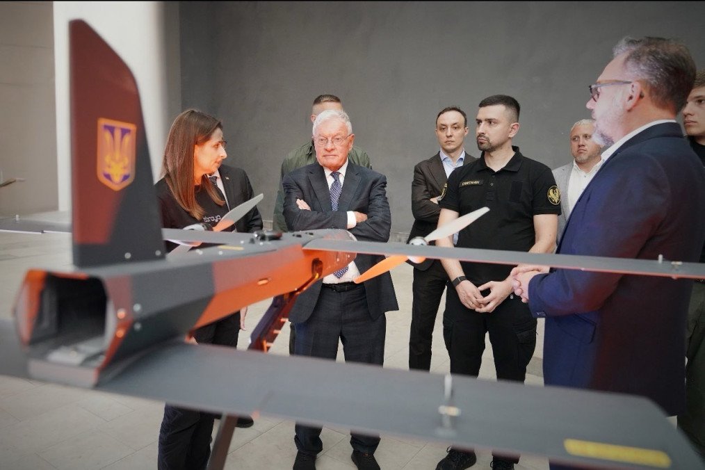 Kellog, enviado de Trump: Ucrania lidera la innovación en guerra de drones donald trump fondos militares ucrania hoy ucrania noticias drones drones fpv