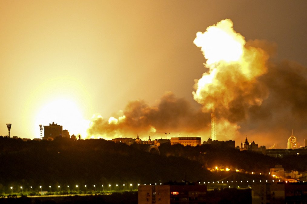 Explosion during drone and missile attacks in Kyiv on June 2, 2026. (Source: Getty Images) Explosion during drone and missile attacks in Kyiv on June 2, 2026. (Source: Getty Images)