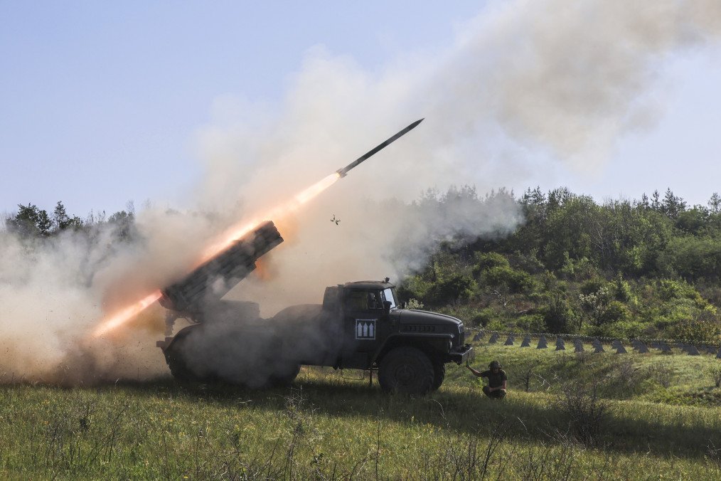 Ukraine Seeks More Funding to Overmatch Russia Before Six-Month Window Closes, Says Fedorov Soldiers of the 30th Prince Konstanty Ostrogski Mechanized Brigade fire a missile from a BM-21 Grad multiple rocket launcher at the positions of Russian troops in the Donetsk direction, Ukraine, on June 3, 2025. (Source: Getty Images)