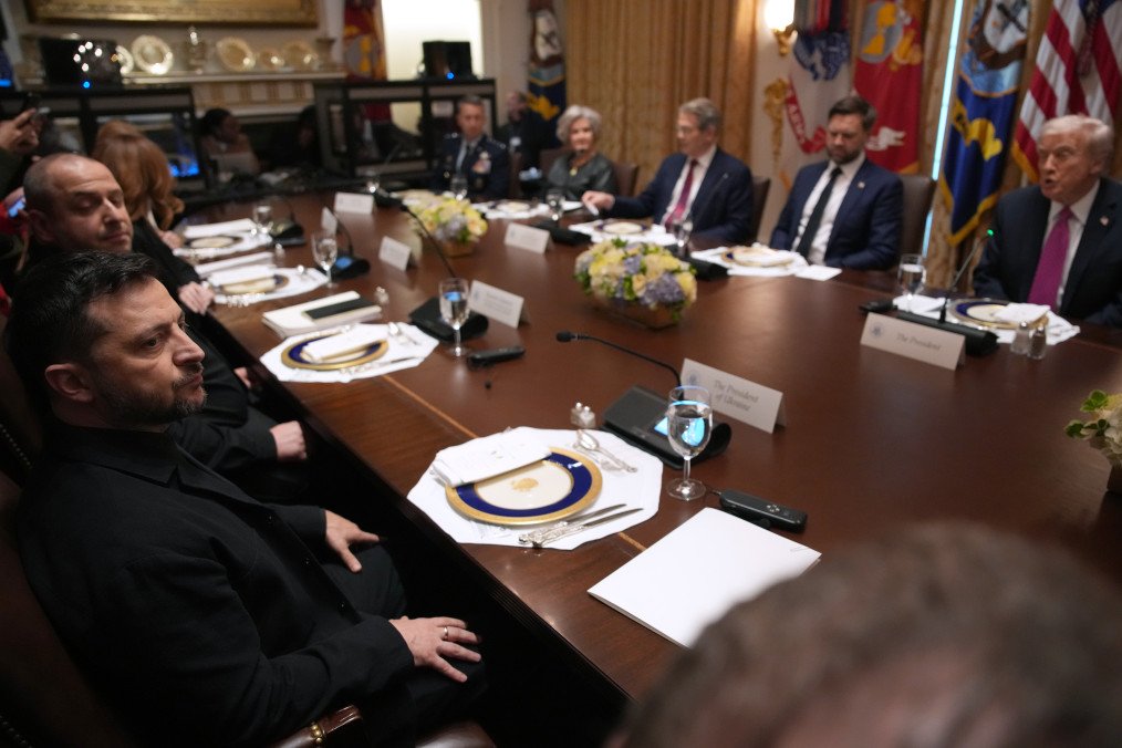 Trump and Zelenskyy Discuss Tomahawks, Budapest Talks, and Russia–Alaska Tunnel Proposal at White House