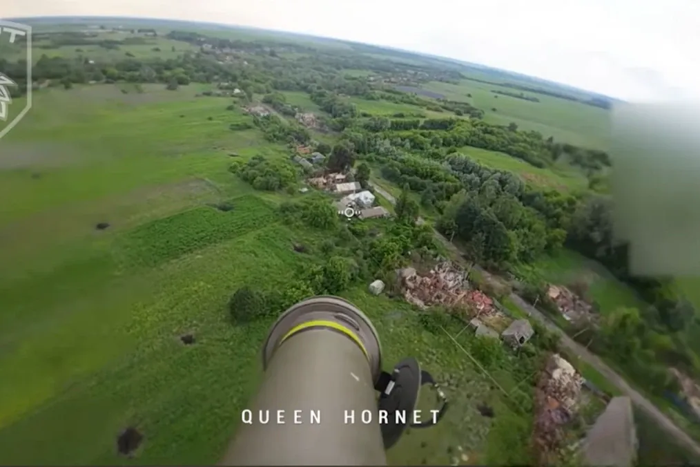 Ukraine Tests FPV Drone With Fiber-Optic Control and RPG-75 Grenade Launcher, Video Ukraine Tests FPV Drone With Fiber-Optic Control and RPG-75 Grenade Launcher, Video