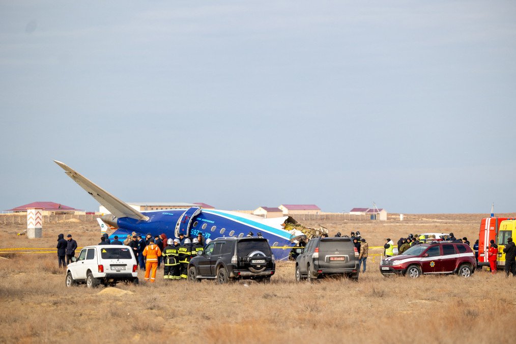 Azerbaijan Airlines to Halt Flights to Several Russian Cities After Embraer 190 Crash