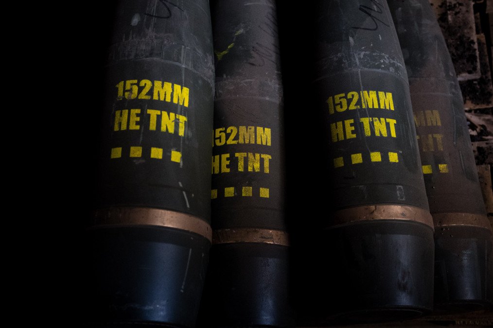 Czechia Delivers 400,000 Shells to Ukraine as Part of Renewed Defense Initiative Czechia Delivers 400,000 Shells to Ukraine as Part of Renewed Defense Initiative