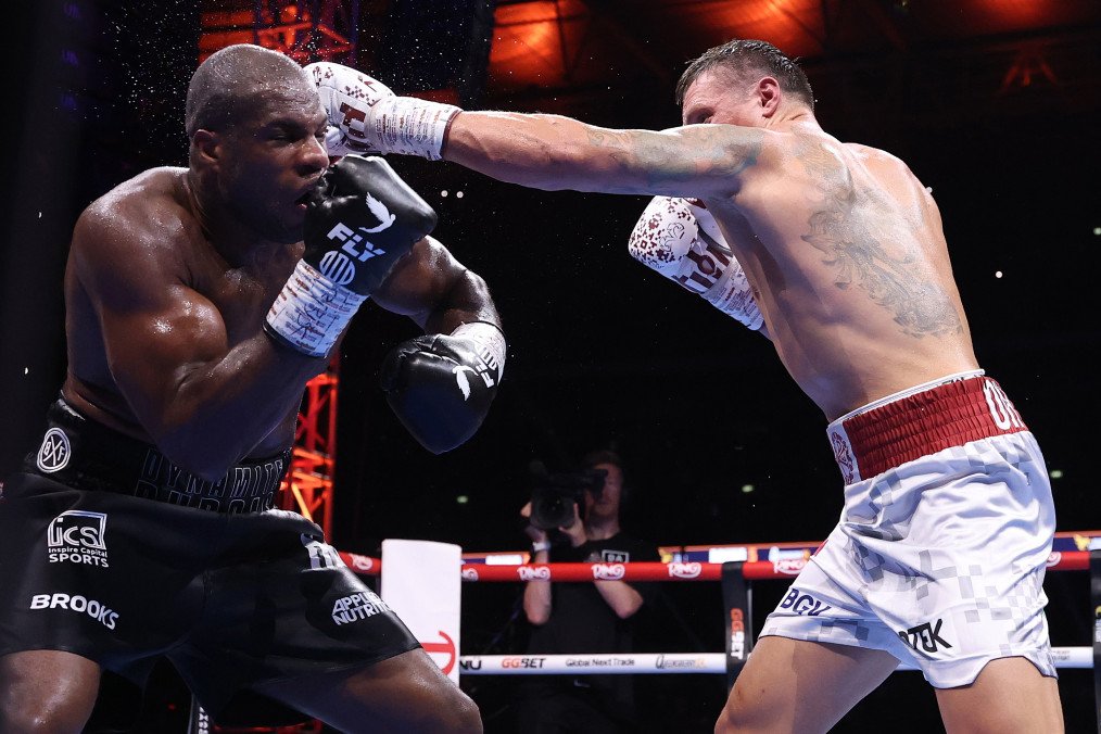 Oleksandr Usyk punches Daniel Dubois during their IBF, IBO, WBC and WBO World Heavyweight titles' fight at Wembley Stadium on July 19, 2025 in London, England. (Photo: Getty Images)