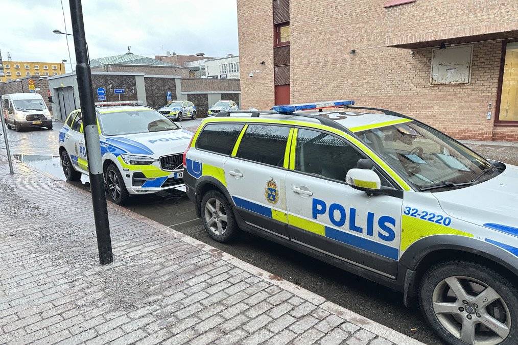 Police cars in Stockholm early Tuesday morning on January 28, 2025, in Stockholm, Sweden. (Source: Getty Images) Police cars in Stockholm early Tuesday morning on January 28, 2025, in Stockholm, Sweden. (Source: Getty Images)