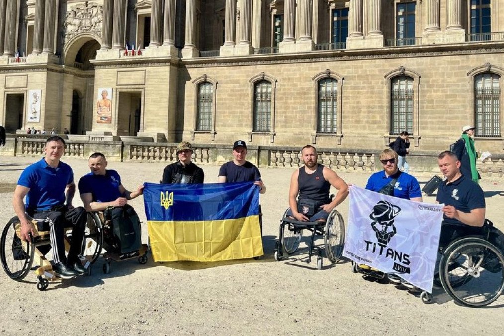 Ukrainain team in Paris, France. (Source: Suspilne Lviv)