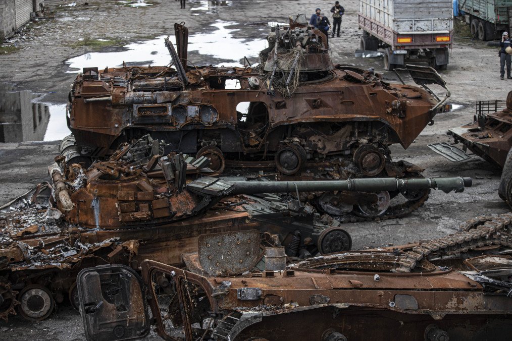 Destroyed Russian tanks and armored vehicles in Lyman, Donetsk region, Ukraine, October 5, 2022. (Source: Getty Images)