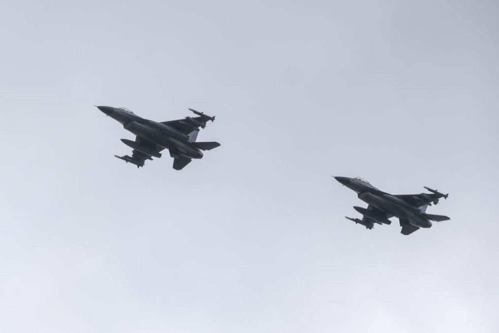 Ukraine’s F-16s Crush Russian Missile Barrage, Shooting Down 34 of 35 Russian Missiles