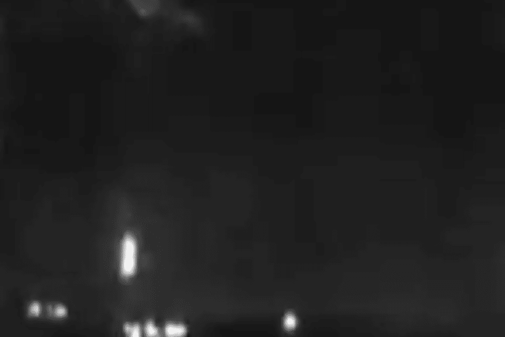 Kinetic warheads from a reportedly launched Oreshnik intermediate-range ballistic missile descend near the frontline, filmed from occupied Donetsk during Russia’s overnight attack on May 24. (Photo: Open source) Kinetic warheads from a reportedly launched Oreshnik intermediate-range ballistic missile descend near the frontline, filmed from occupied Donetsk during Russia’s overnight attack on May 24. (Photo: Open source)