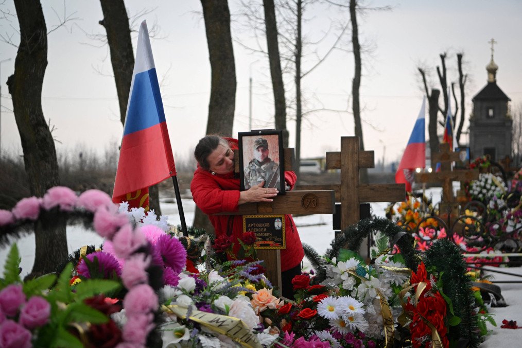 A woman grieves at the grave of her son, a Russian soldier killed in Russia’s war against Ukraine, in Yefremov, Russia, March 23, 2023. (Source: Getty Images) A woman grieves at the grave of her son, a Russian soldier killed in Russia’s war against Ukraine, in Yefremov, Russia, March 23, 2023. (Source: Getty Images)