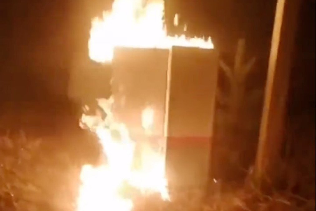 A railway relay cabinet set on fire by the ATESH partisan movement during a successful sabotage operation in Belgorod region. (Photo: ATESH)