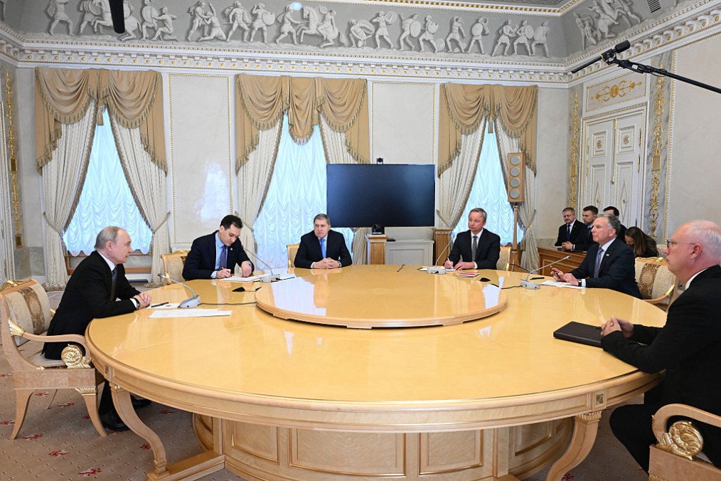 Russia’s leader Vladimir Putin (L), Kremlin foreign policy aide Yuri Ushakov and Russia’s presidential envoy Kirill Dmitriev attend a meeting with US special envoy Steve Witkoff in Saint Petersburg on October 21, 2026. (Source: Getty Images) Russia’s leader Vladimir Putin (L), Kremlin foreign policy aide Yuri Ushakov and Russia’s presidential envoy Kirill Dmitriev attend a meeting with US special envoy Steve Witkoff in Saint Petersburg on October 21, 2026. (Source: Getty Images)