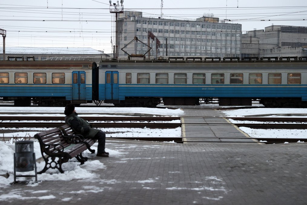 Russian Drone Strikes Civilian Freight Train in Donetsk Region, Injures Train Operator Russian Drone Strikes Civilian Freight Train in Donetsk Region, Injures Train Operator