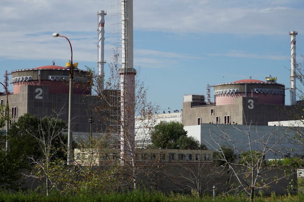 Russia Builds Floating Pump Station to Restore Water Supply at Occupied Zaporizhzhia Nuclear Plant Russia Builds Floating Pump Station to Restore Water Supply at Occupied Zaporizhzhia Nuclear Plant