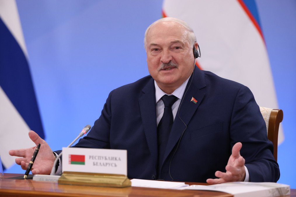 Lukashenko Announces Imminent Arrival of Russian Oreshnik Missile System in Belarus