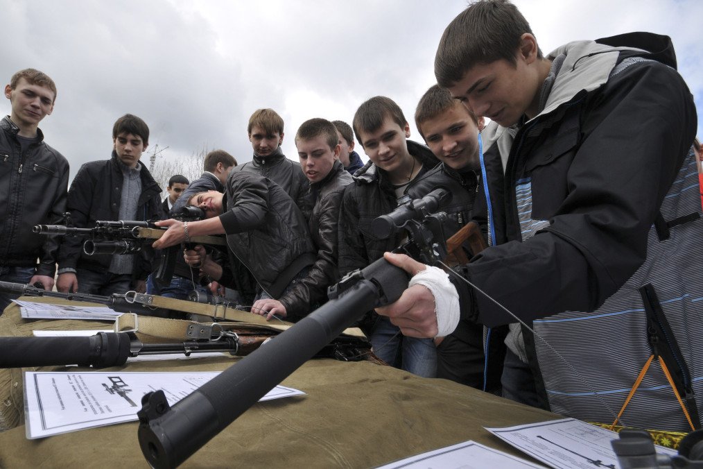 Russia Recruits Ukrainian Teens for Espionage and Sabotage via Telegram, Financial Times Reports Russia Recruits Ukrainian Teens for Espionage and Sabotage via Telegram, Financial Times Reports
