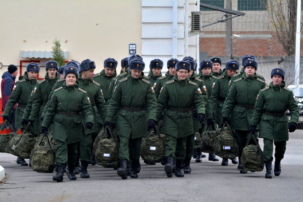 Russian soldiers to be deployed to Donetsk and Luhansk regions attend their swear-in ceremony after their medical examination in Rostov-on-Don, Russia on November 16, 2024. Illustrative photo. (Source: Getty Images)
