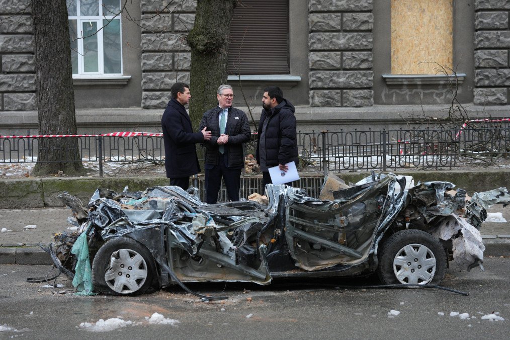 Russia Strikes Kyiv With Drones During Talks Between Zelenskyy and Kier Starmer