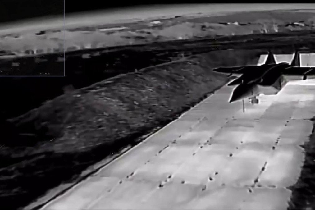 A MiG-31 aircraft on the runway at the Belbek airfield in occupied Crimea moments before a reported strike. (Source: SBU)