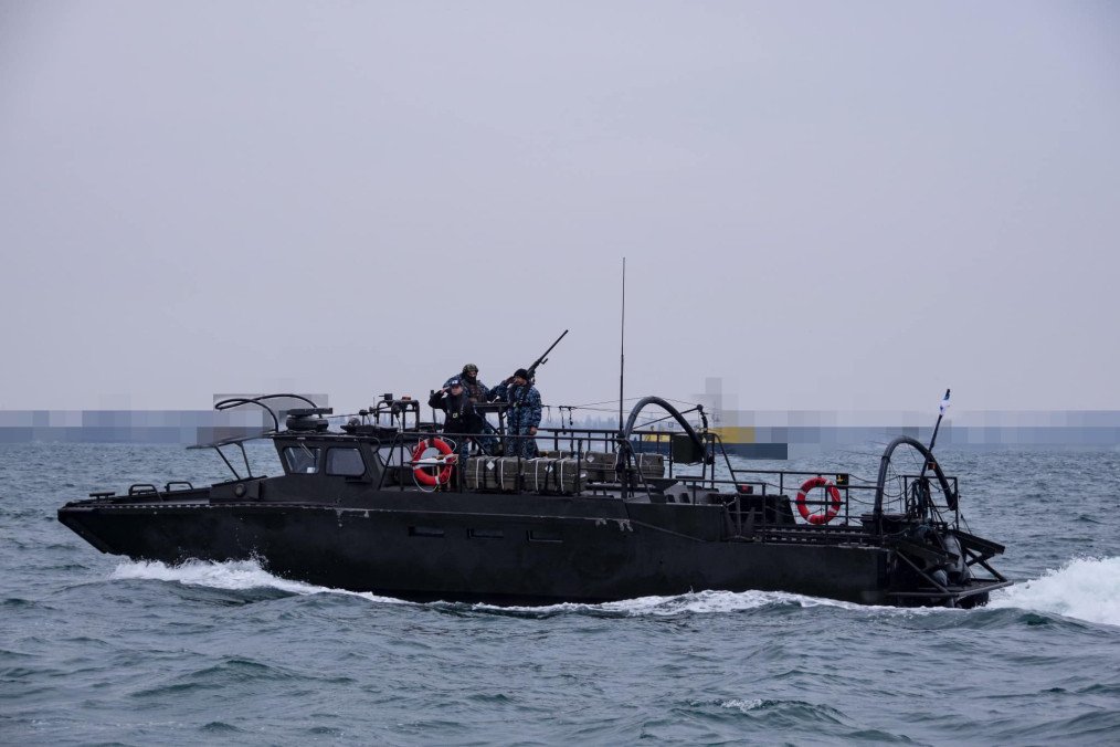 Ukrainian Navy Receives Swedish CB90 Assault Boats From Denmark