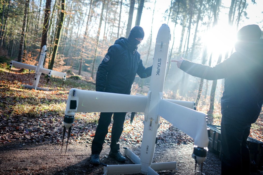 Employees of Stark Defence demonstrate the construction of their drone weapon “Virtus” in a wooded area near the demolition site on December 18, 2025, in Bavaria, Schrobenhausen. (Source: Getty Images)