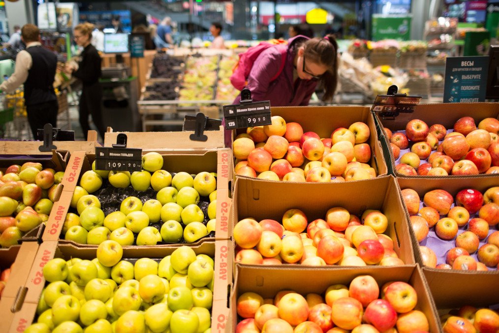 Kim’s Core Strategy? North Korean Apples Now on Sale in Russia Kim’s Core Strategy? North Korean Apples Now on Sale in Russia