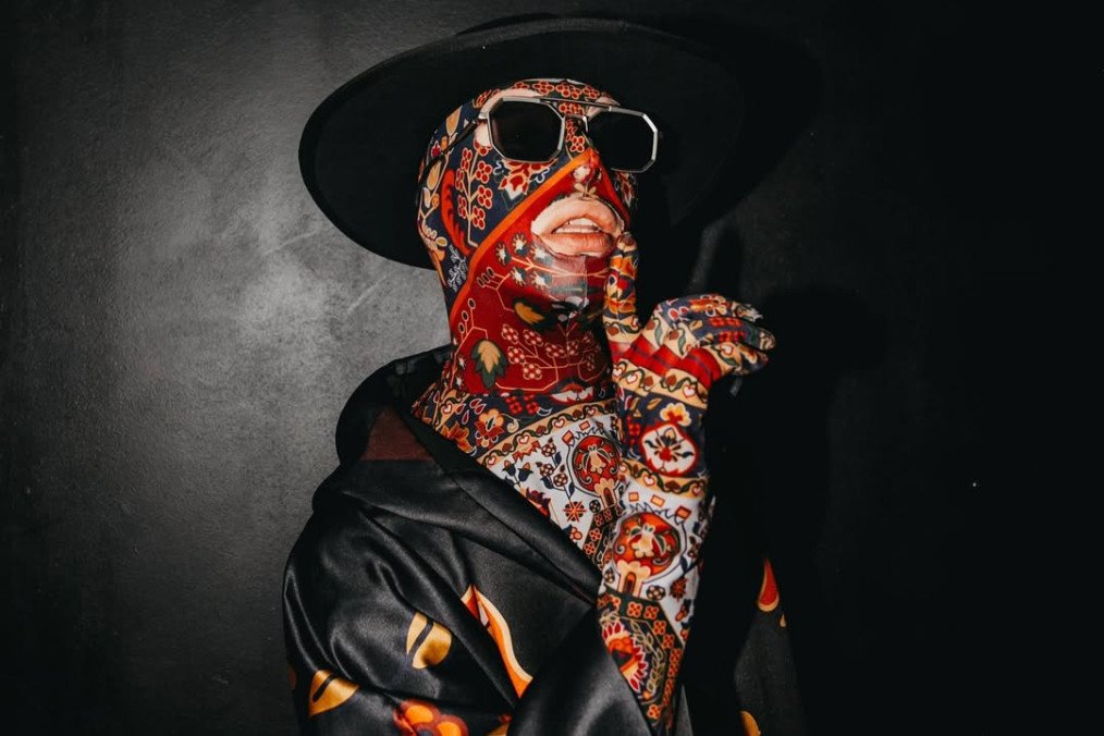 Ukrainian artist Carpetman. (Photo: Carpetman/Instagram)