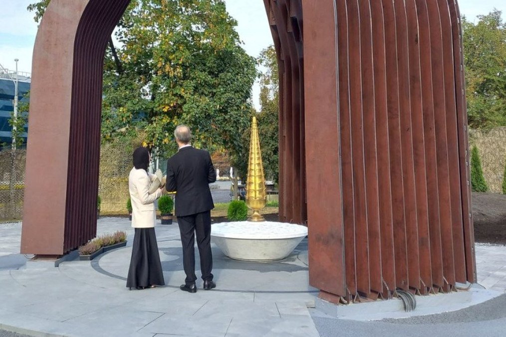 Zelenskyy Inaugurates Memorial to the Victims of the Crimean Tatar Genocide