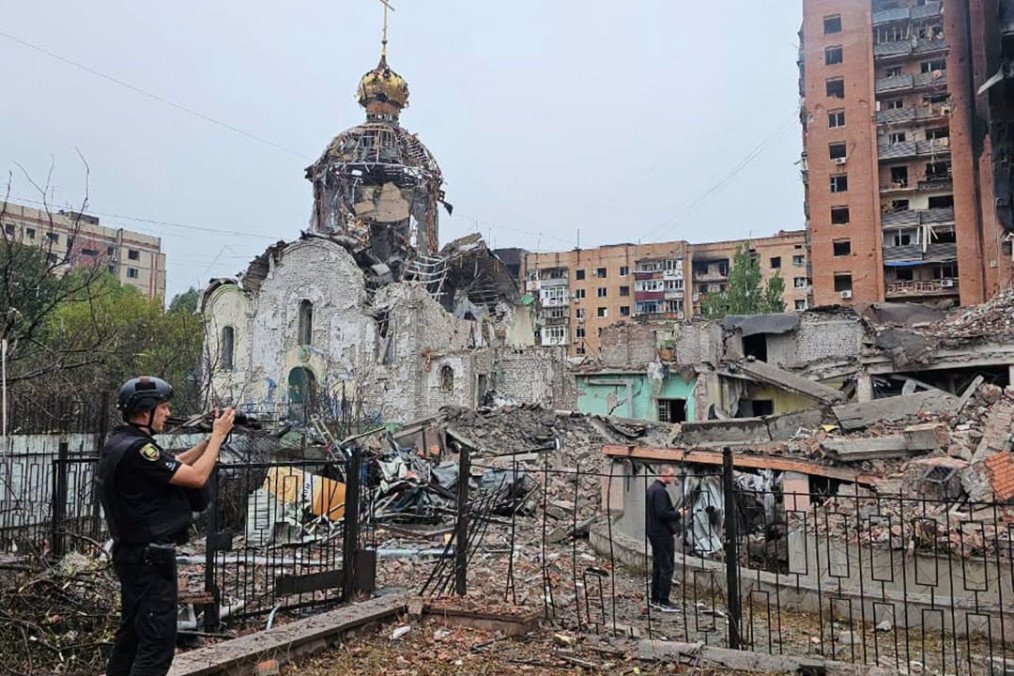 The Church of St. John the Baptist and a nearby residential building damaged in a Russian attack on Kramatorsk, Donetsk region, September 22, 2026. (Source: National Police of Ukraine)