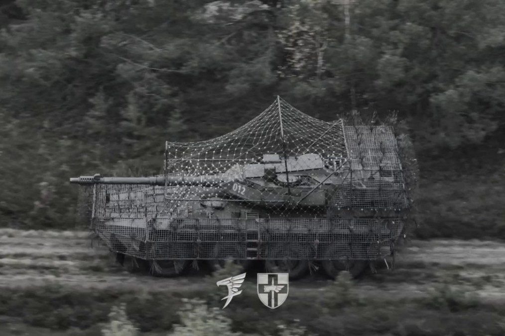 Centauro B1 of the 78th Airborne Assault Regiment.