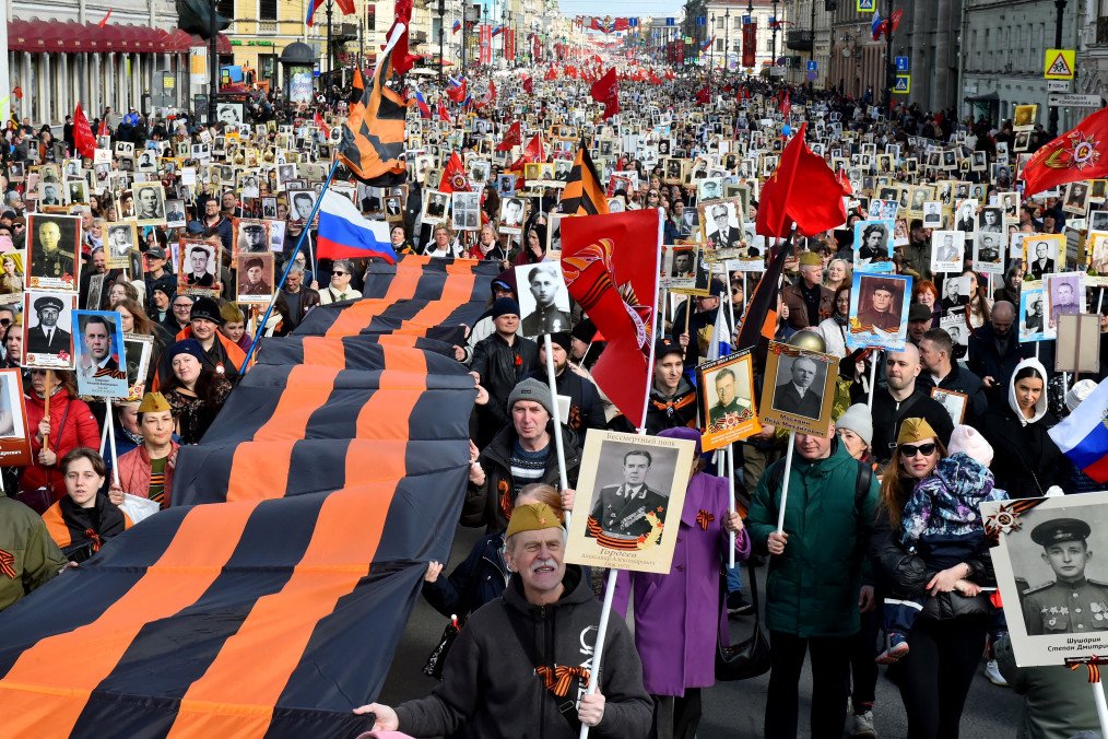 Immortal Regiment March With Soviet Symbols to Return to DC for First Time in Years Immortal Regiment March With Soviet Symbols to Return to DC for First Time in Years