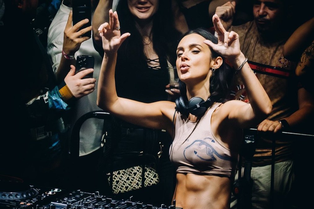 Ukrainian DJ Korolova