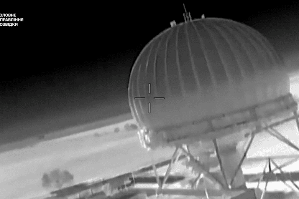 Ukrainian Intelligence Obliterates Russian S-400 Air Defense and GLONASS Space Radar in Crimea Ukrainian Intelligence Obliterates Russian S-400 Air Defense and GLONASS Space Radar in Crimea