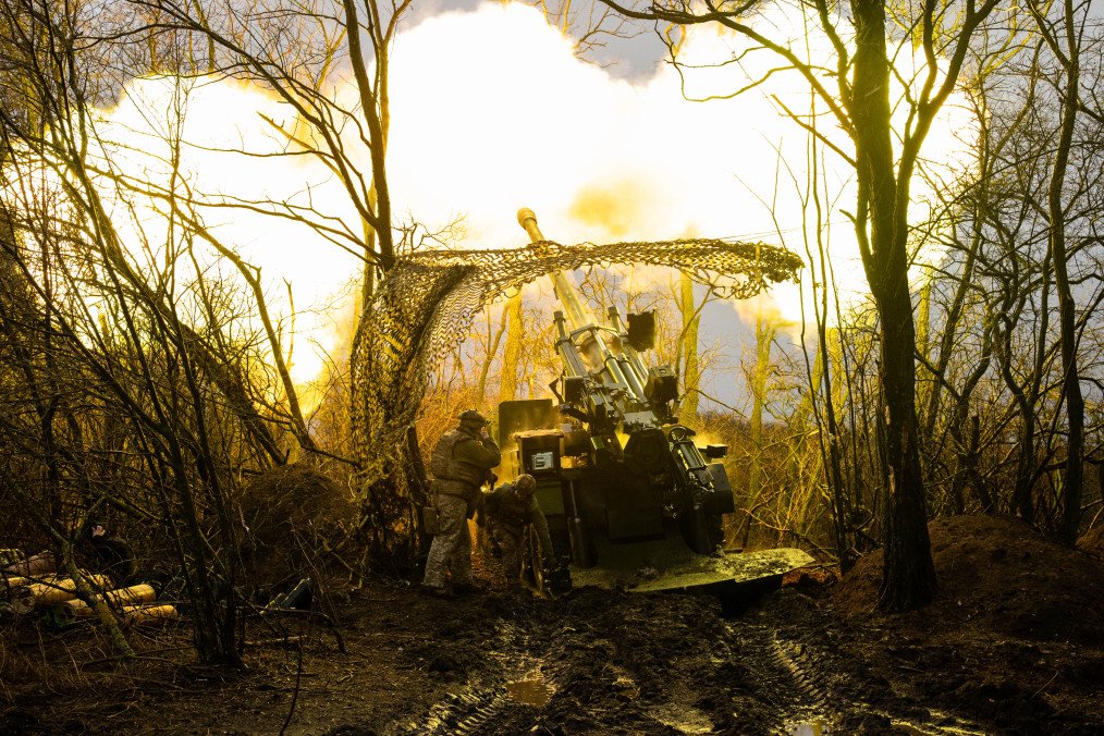 A CAESAR self-propelled howitzer crew of the 148th Artillery Brigade fires toward Russian lines from a concealed position near Pokrovsk, Donetsk Region, Ukraine, on January 11, 2026. (Source: Getty Images) A CAESAR self-propelled howitzer crew of the 148th Artillery Brigade fires toward Russian lines from a concealed position near Pokrovsk, Donetsk Region, Ukraine, on January 11, 2026. (Source: Getty Images)