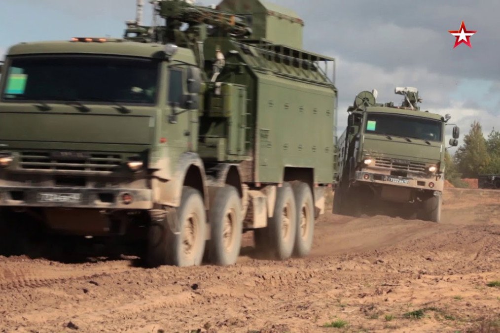 Russian “Palantin” electronic warfare system mounted on a KamAZ chassis. (Source: Russian media)