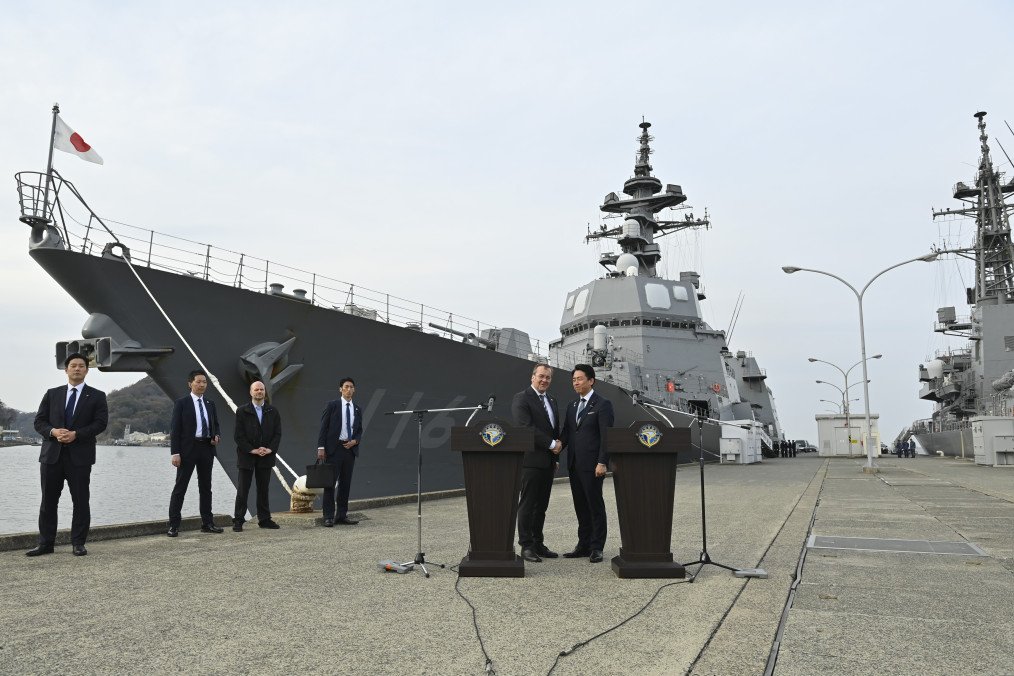 German Defense Minister Boris Pistorius and Japan Defense Minister Shinjiro Koizumi. (Source: Getty Images)