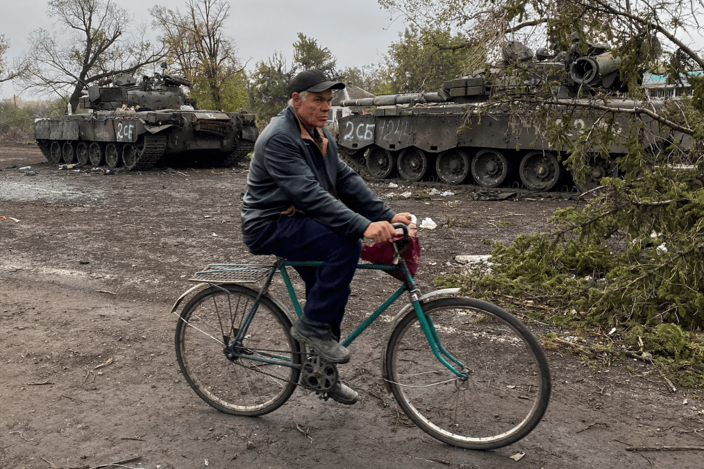 guerra en Ucrania hoy ataques Rusia más de 160 combates bajas rusas más de 1100 soldados frente Donetsk Pokrovsk mapa guerra abril 2026
